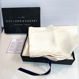 Set of 8 Holland & Sherry monogramed “ Schaer” Serviettes Linen Napkins